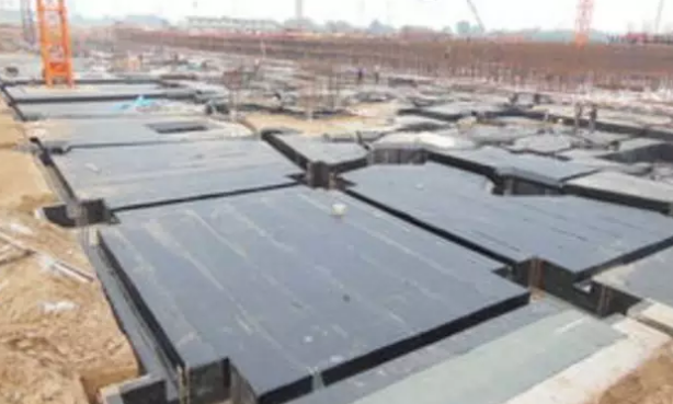 防水層開(kāi)裂、漏水